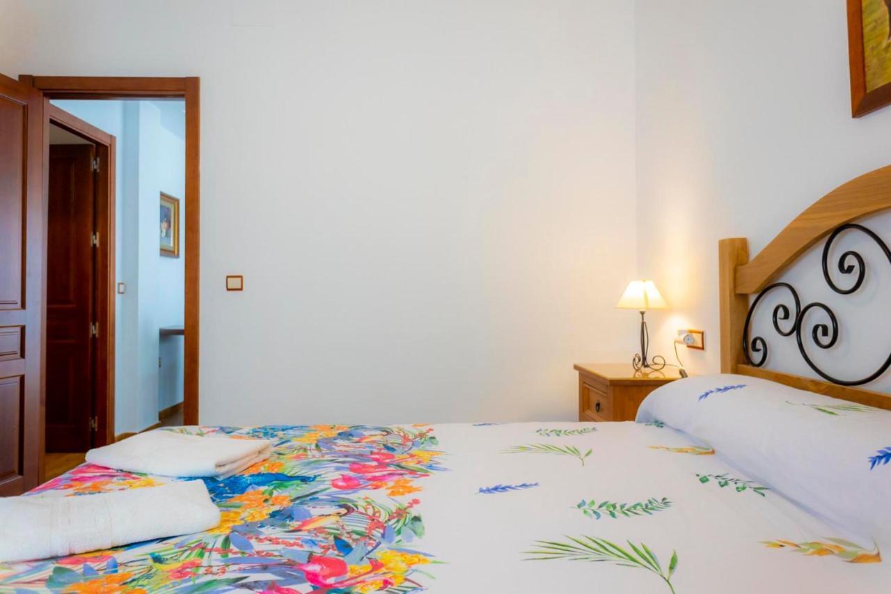 Lagar Del Chorro Junto Caminito Del Rey Piscina Y Baloncesto Apartment Exterior photo